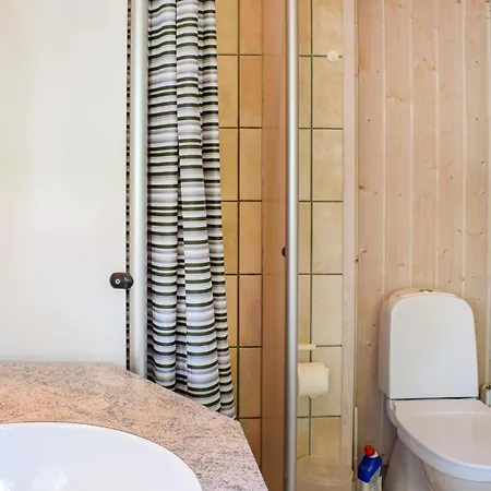 Дом отдыха Stunning In With Kitchen